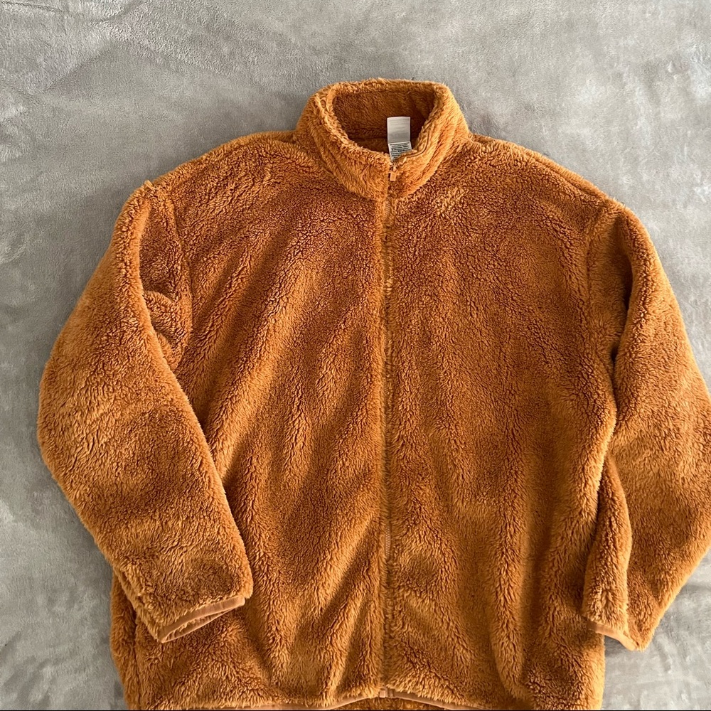 Fleece jacket - Picture 3 of 11
